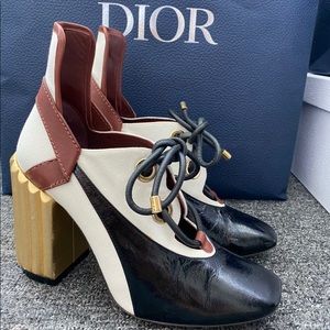 Dior Tricolour Patent Leather & Canvas Lace